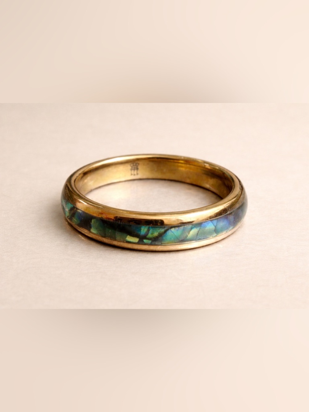 Gold Tone Abalone Inlay Bangle Bracelet Size 5 Iridescent Blue Green